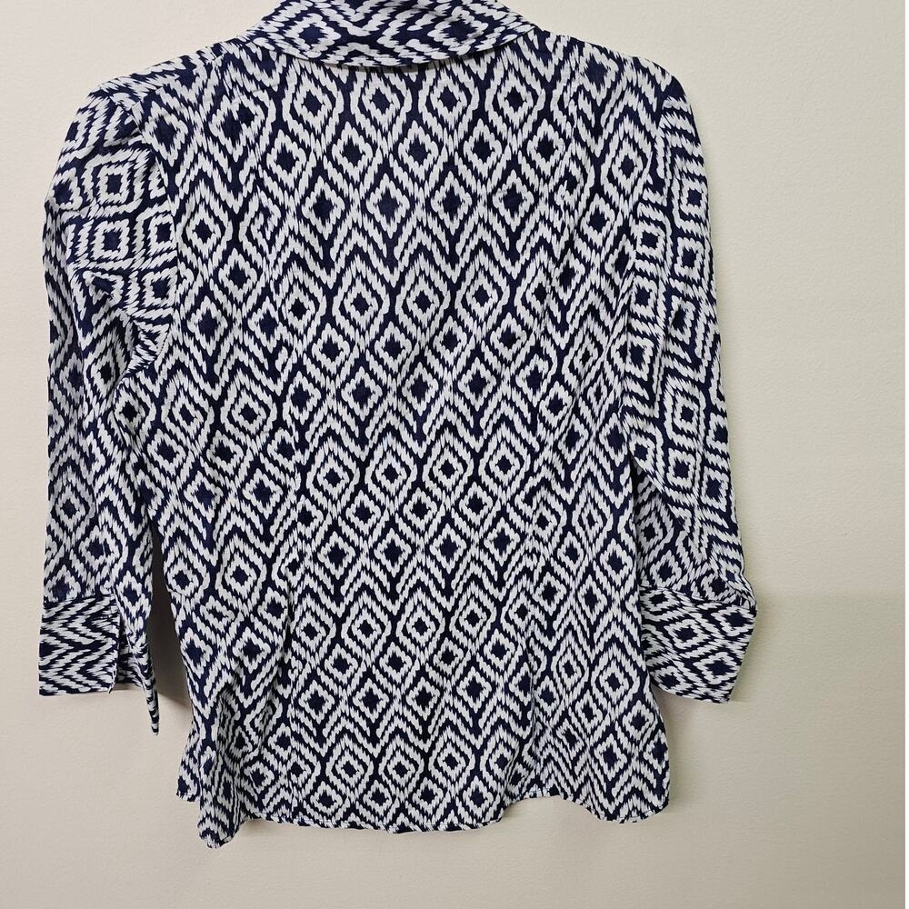 Navy and White Linen Blend Ikat Print Button Down Blouse Size S | Grand & Green - Picture 7 of 7